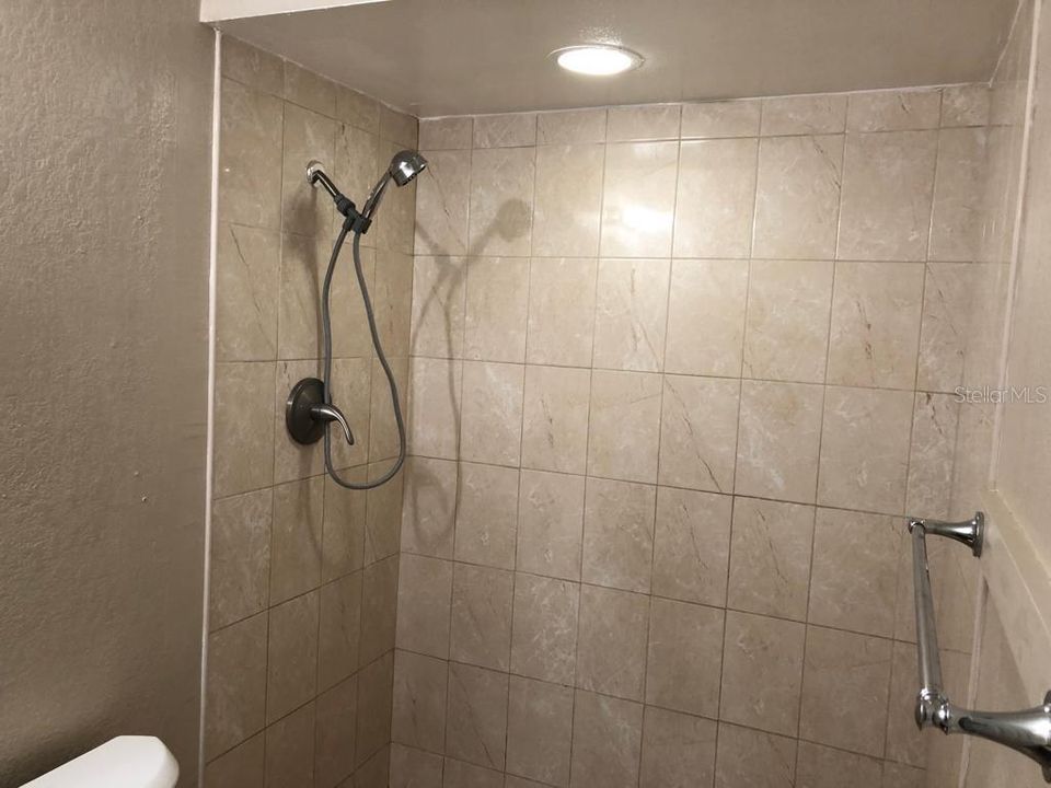 For Rent: $1,950 (3 beds, 2 baths, 1175 Square Feet)