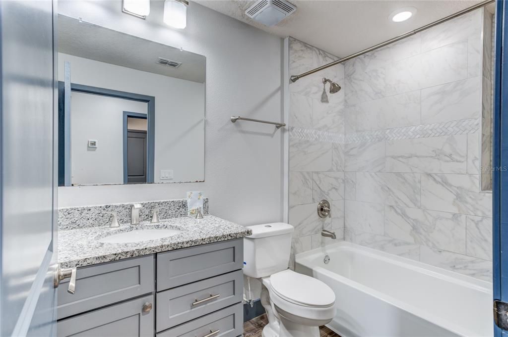 For Sale: $430,000 (3 beds, 2 baths, 1374 Square Feet)