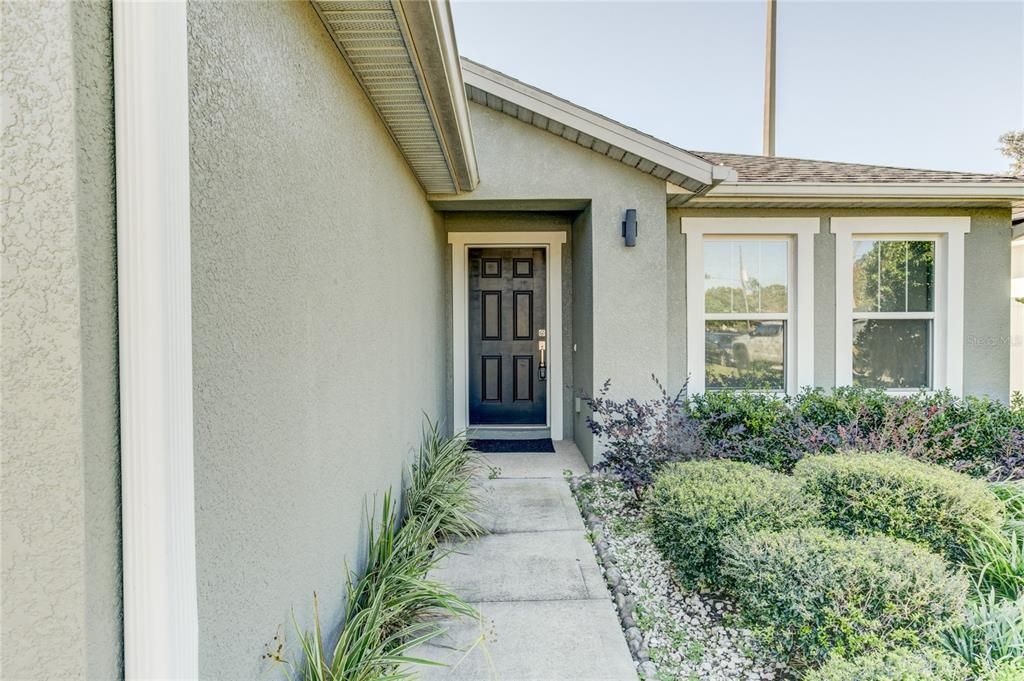 For Sale: $430,000 (3 beds, 2 baths, 1374 Square Feet)