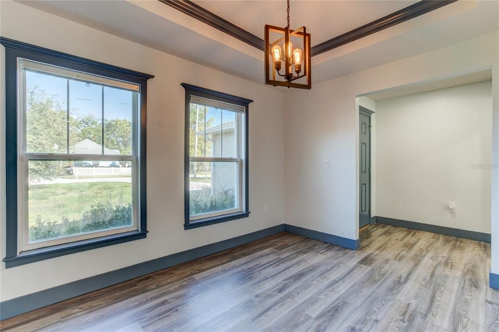 For Sale: $430,000 (3 beds, 2 baths, 1374 Square Feet)