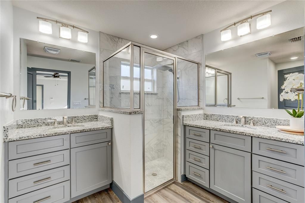 For Sale: $430,000 (3 beds, 2 baths, 1374 Square Feet)