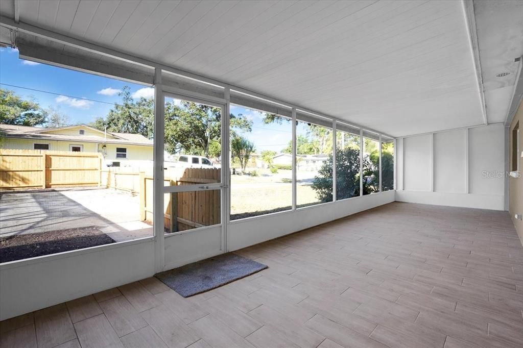 For Rent: $3,000 (3 beds, 2 baths, 1215 Square Feet)