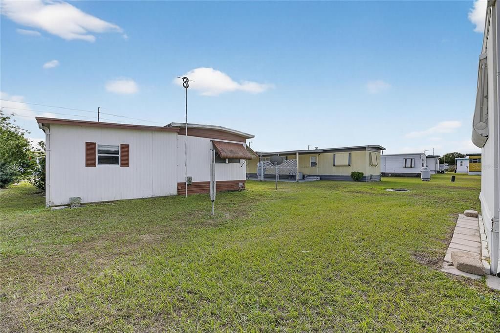 待售: $84,500 (2 贝兹, 2 浴室, 1128 平方英尺)