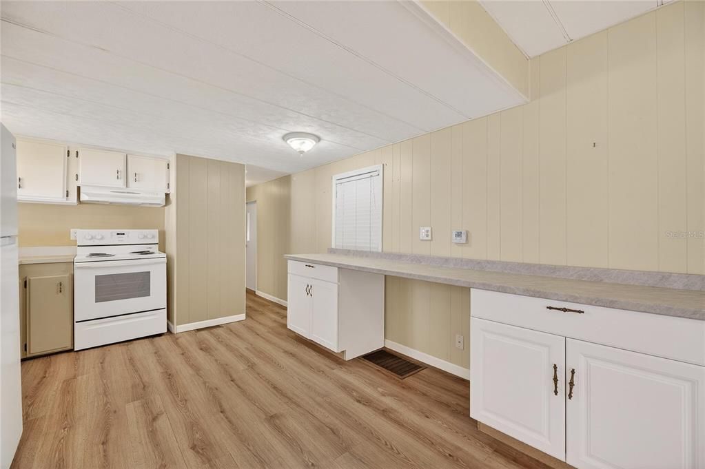 待售: $84,500 (2 贝兹, 2 浴室, 1128 平方英尺)