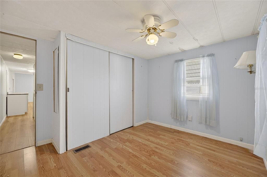 待售: $84,500 (2 贝兹, 2 浴室, 1128 平方英尺)