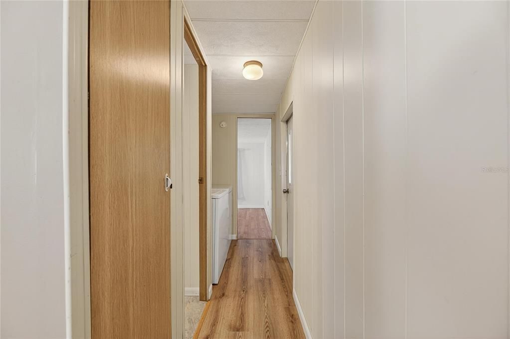 待售: $84,500 (2 贝兹, 2 浴室, 1128 平方英尺)