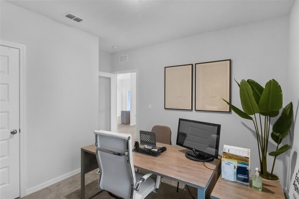 For Sale: $313,490 (4 beds, 2 baths, 1828 Square Feet)