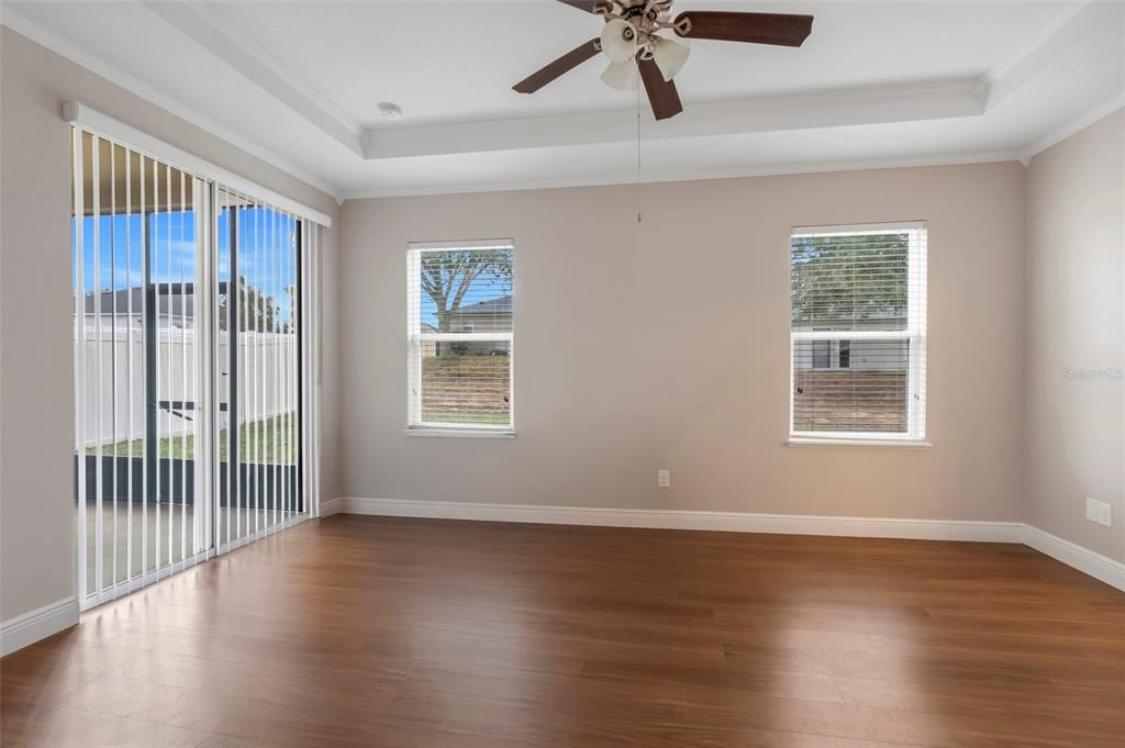 For Rent: $2,400 (5 beds, 2 baths, 2000 Square Feet)