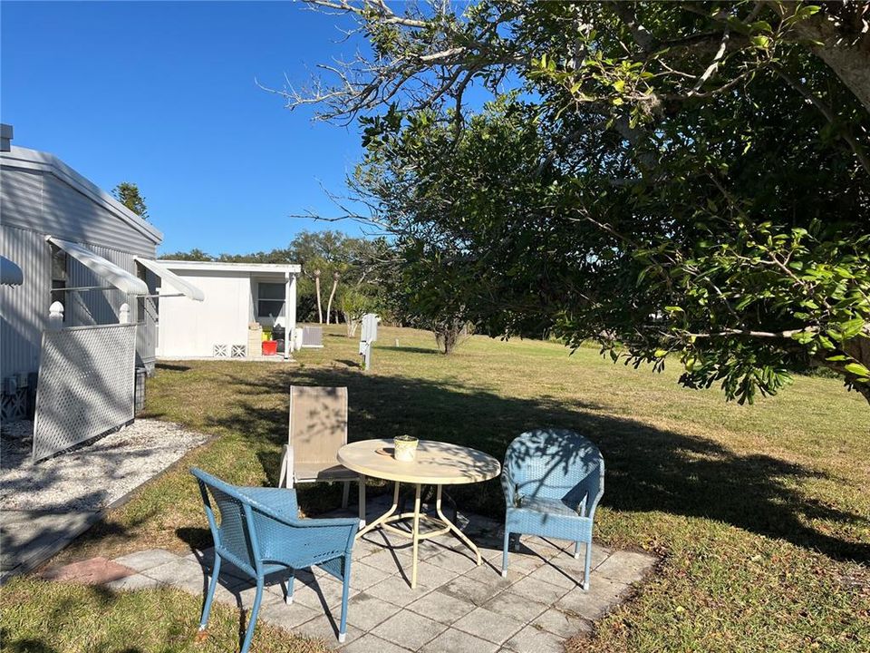 待售: $168,000 (2 贝兹, 2 浴室, 1232 平方英尺)