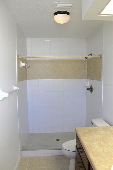 For Sale: $289,900 (3 beds, 2 baths, 1660 Square Feet)