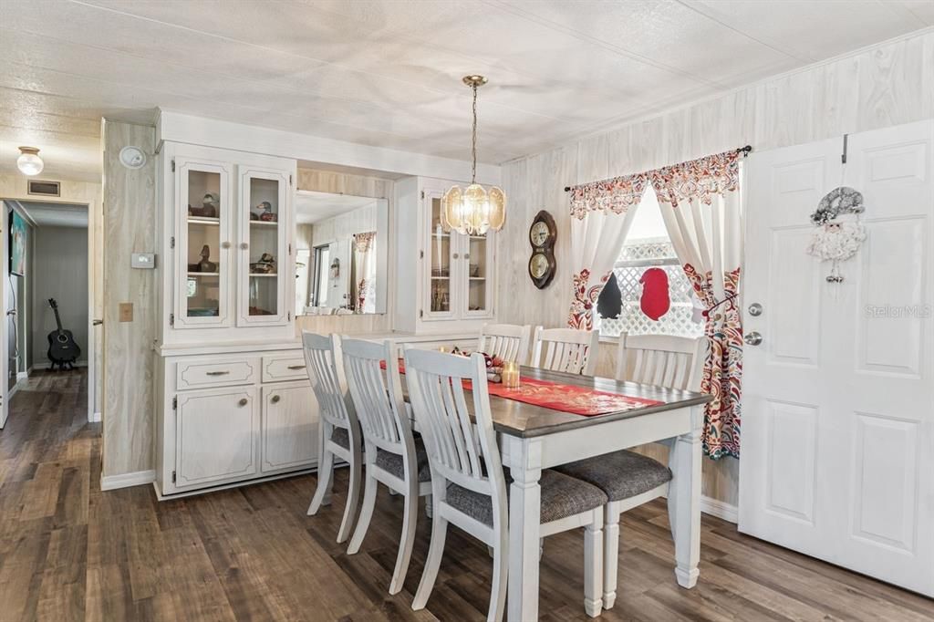 En Venta: $195,000 (2 camas, 2 baños, 1152 Pies cuadrados)