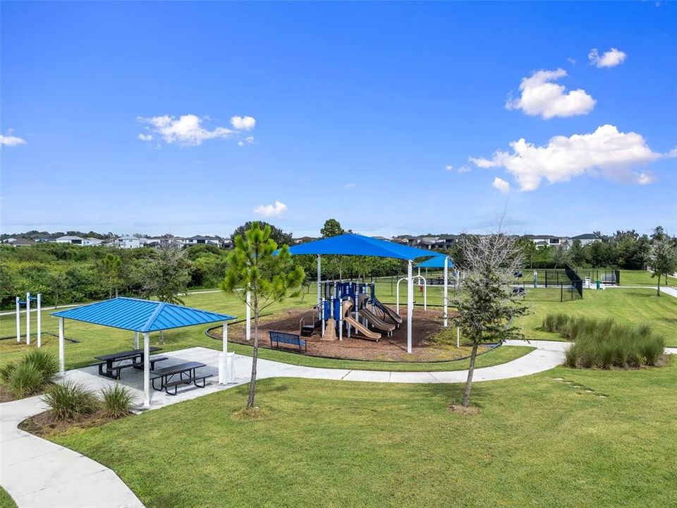 待售: $427,500 (4 贝兹, 2 浴室, 2037 平方英尺)