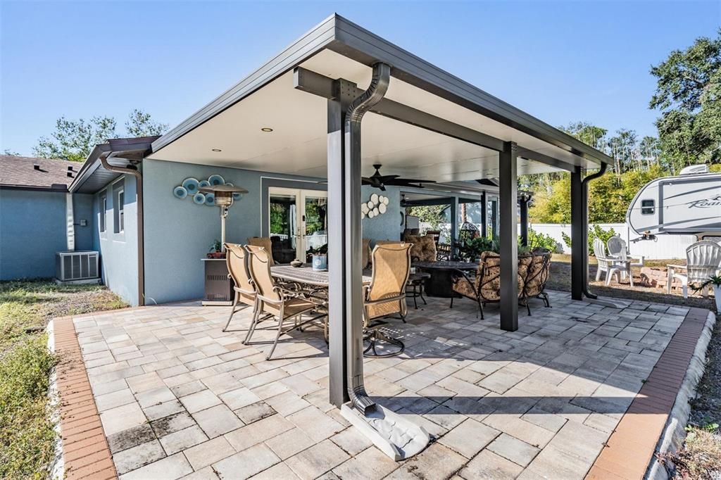 En Venta: $600,000 (3 camas, 3 baños, 1768 Pies cuadrados)