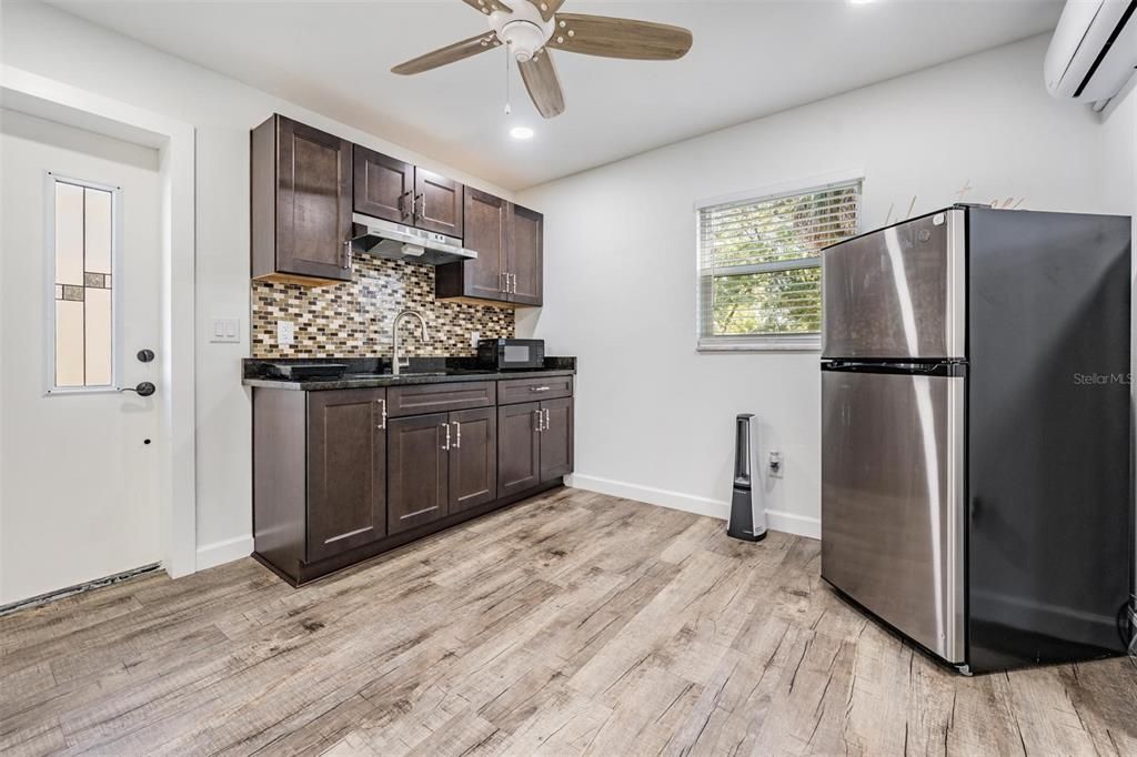 En Venta: $600,000 (3 camas, 3 baños, 1768 Pies cuadrados)