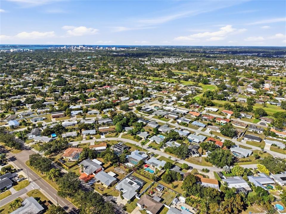 For Sale: $495,000 (2 beds, 2 baths, 1356 Square Feet)