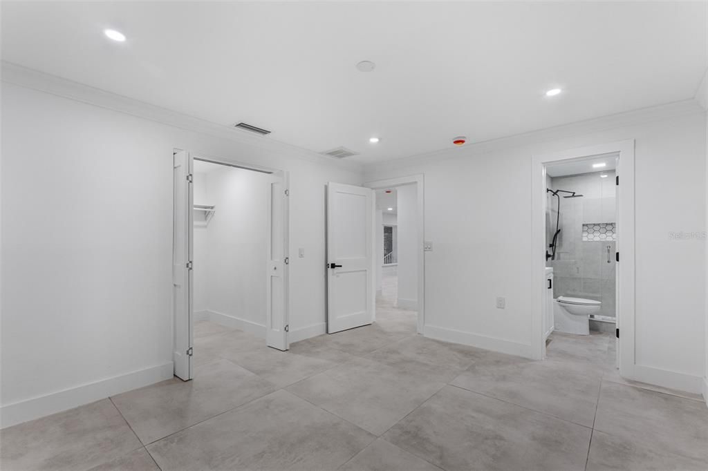 For Sale: $1,500,000 (3 beds, 3 baths, 2444 Square Feet)