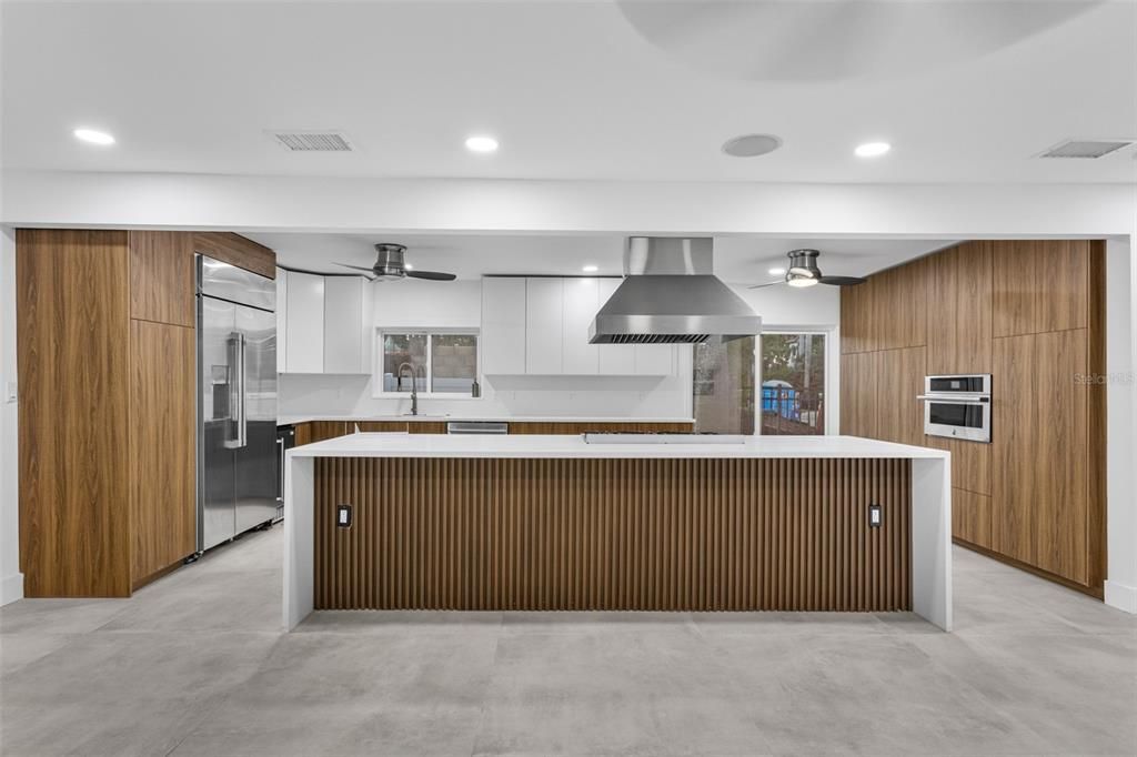 For Sale: $1,500,000 (3 beds, 3 baths, 2444 Square Feet)