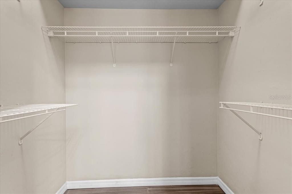 待售: $235,000 (3 贝兹, 2 浴室, 1429 平方英尺)