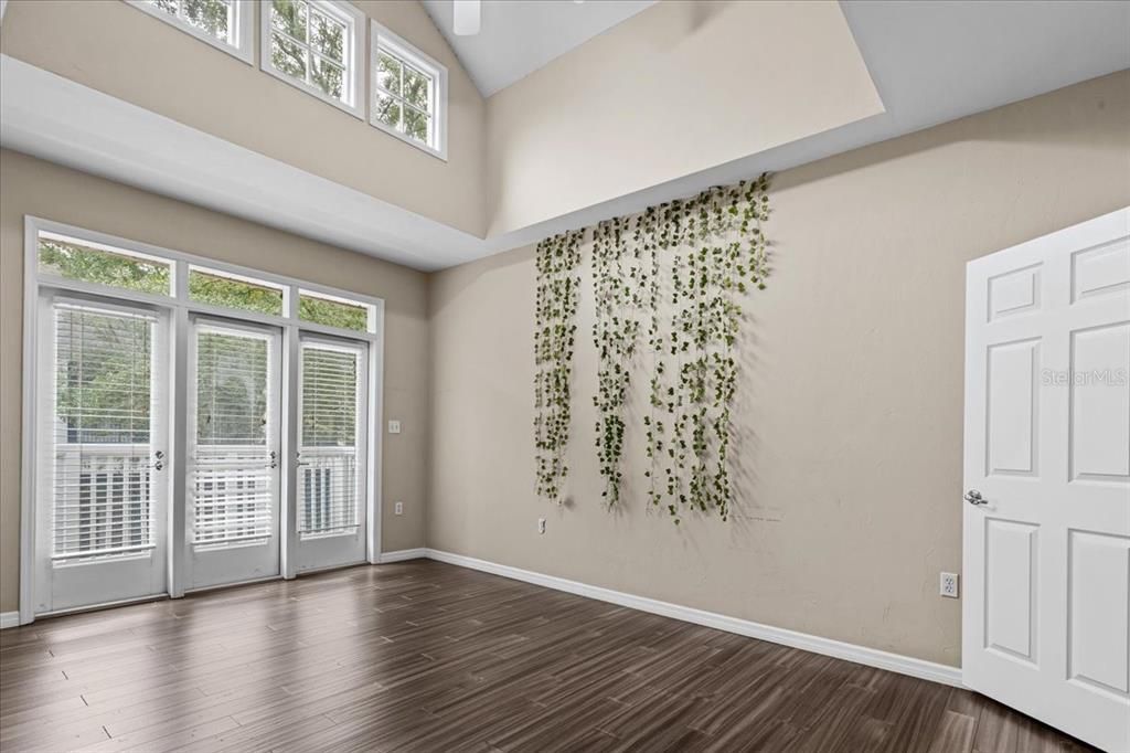 待售: $235,000 (3 贝兹, 2 浴室, 1429 平方英尺)