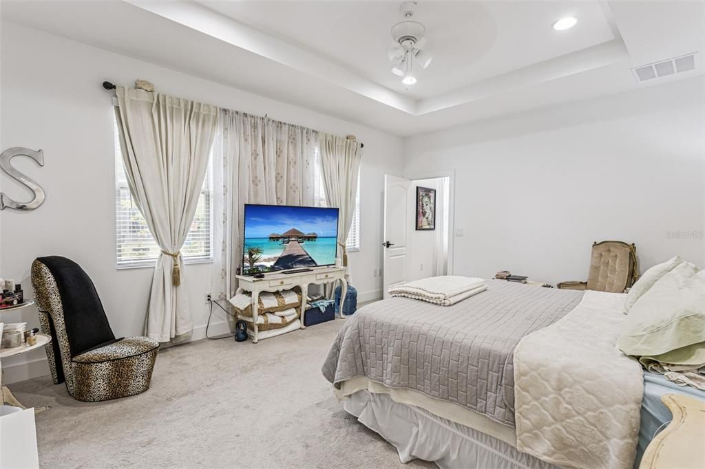 For Sale: $540,000 (4 beds, 3 baths, 2261 Square Feet)