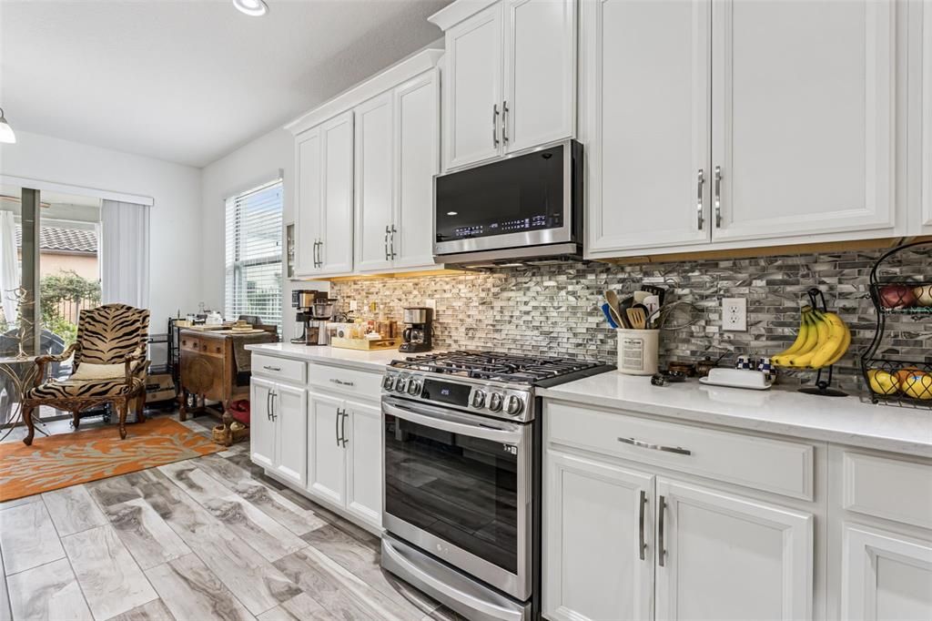 For Sale: $540,000 (4 beds, 3 baths, 2261 Square Feet)