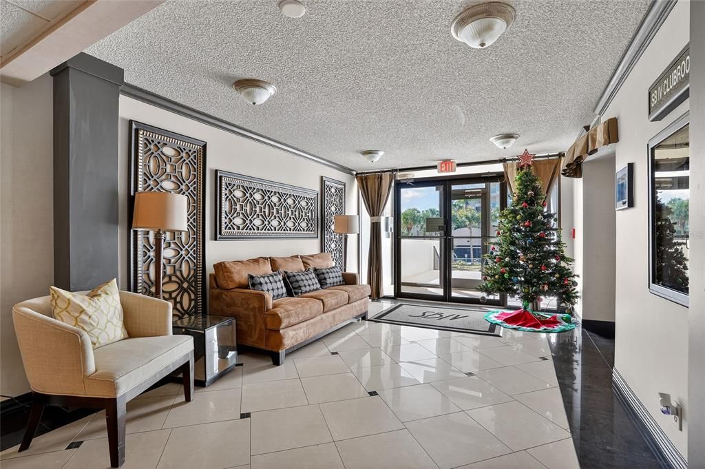 待售: $799,000 (2 贝兹, 2 浴室, 1331 平方英尺)