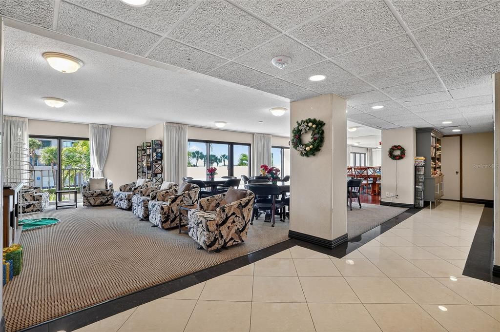 待售: $799,000 (2 贝兹, 2 浴室, 1331 平方英尺)