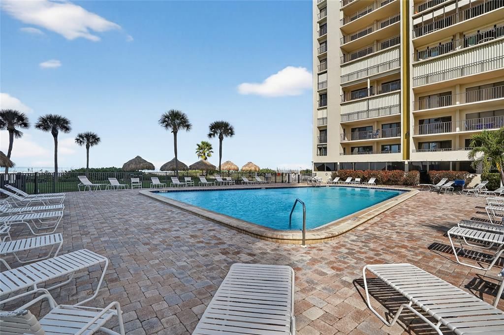 待售: $799,000 (2 贝兹, 2 浴室, 1331 平方英尺)