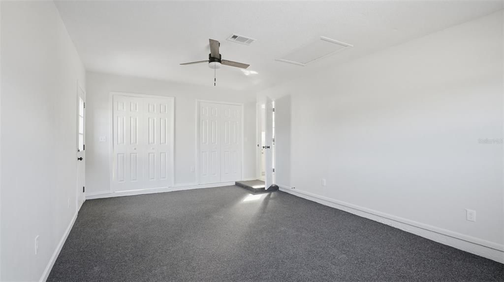 For Sale: $249,900 (3 beds, 1 baths, 1349 Square Feet)