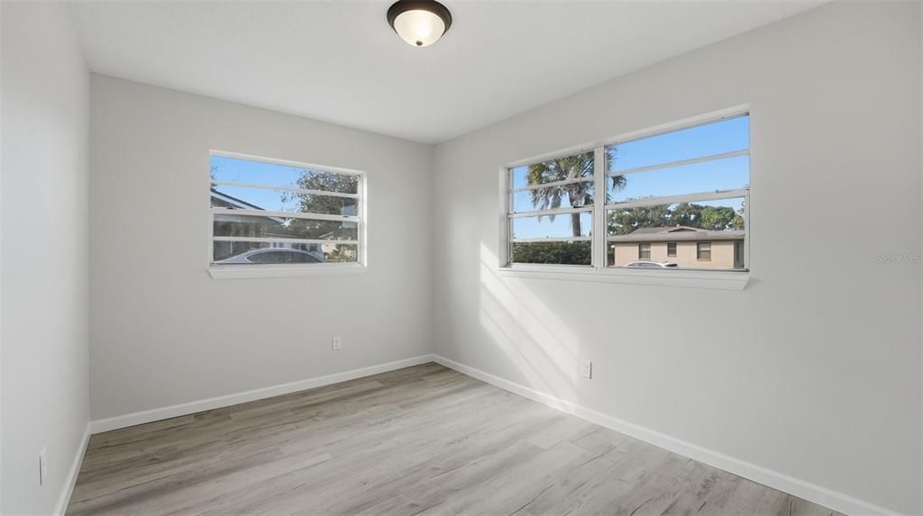 For Sale: $249,900 (3 beds, 1 baths, 1349 Square Feet)