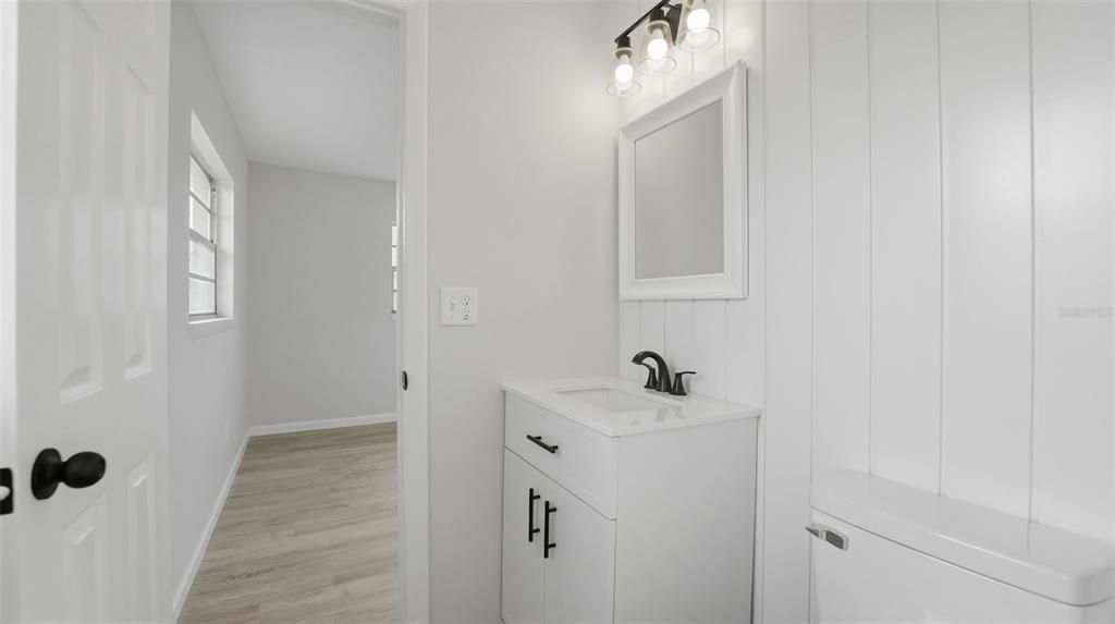 For Sale: $249,900 (3 beds, 1 baths, 1349 Square Feet)