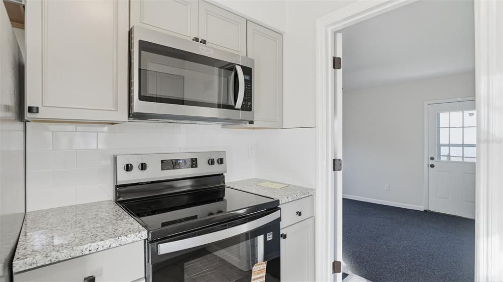 For Sale: $249,900 (3 beds, 1 baths, 1349 Square Feet)