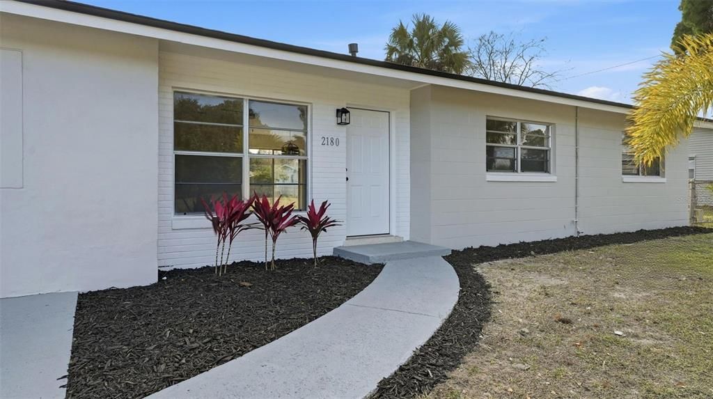 For Sale: $249,900 (3 beds, 1 baths, 1349 Square Feet)