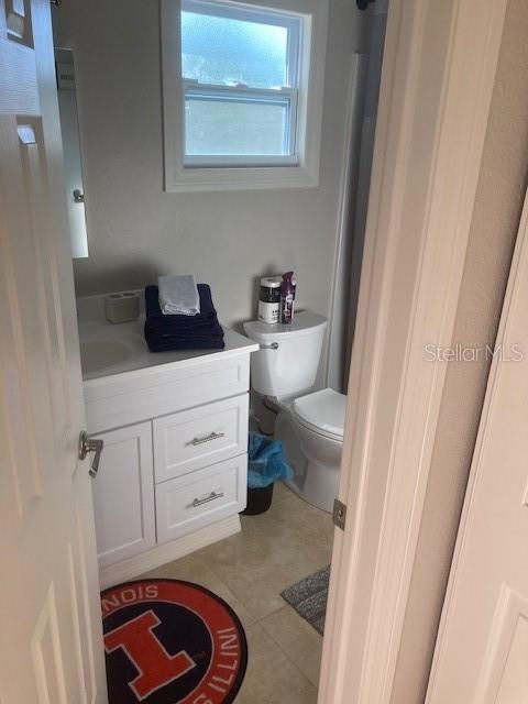 For Sale: $300,000 (1 beds, 1 baths, 630 Square Feet)