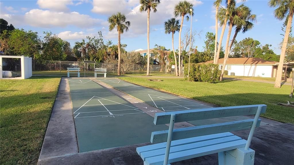 En Venta: $174,900 (2 camas, 2 baños, 1130 Pies cuadrados)