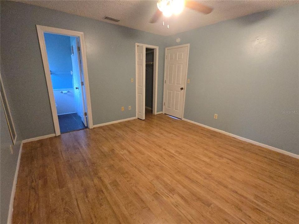 En Venta: $174,900 (2 camas, 2 baños, 1130 Pies cuadrados)