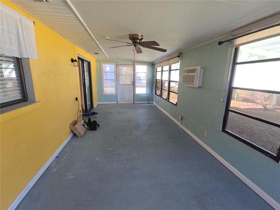 En Venta: $174,900 (2 camas, 2 baños, 1130 Pies cuadrados)