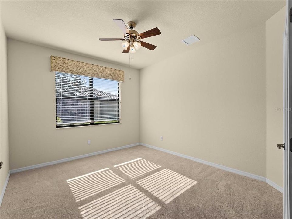 На продажу: $320,000 (2 спален, 2 ванн, 1572 Квадратных фут)