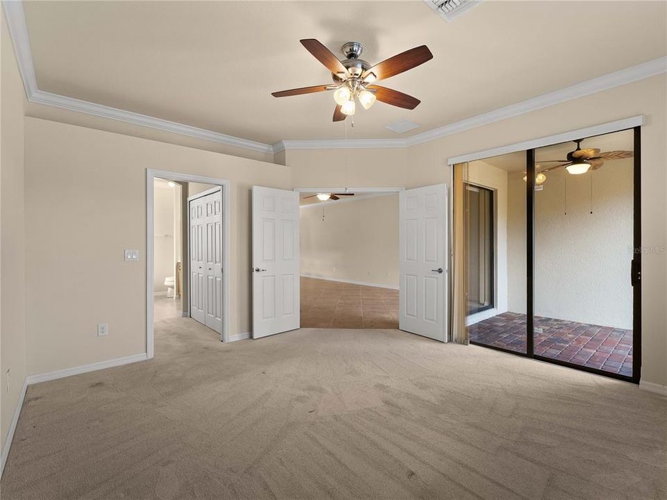 На продажу: $320,000 (2 спален, 2 ванн, 1572 Квадратных фут)