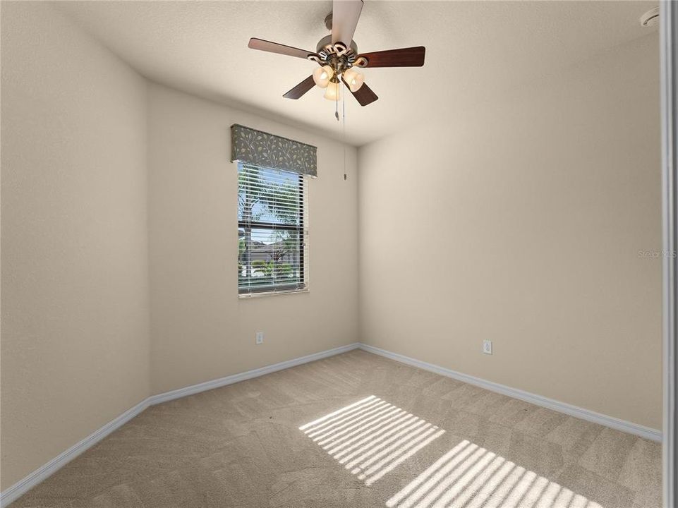 На продажу: $320,000 (2 спален, 2 ванн, 1572 Квадратных фут)