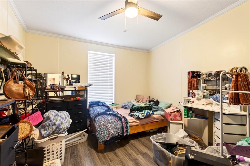 For Sale: $799,900 (3 beds, 2 baths, 2076 Square Feet)