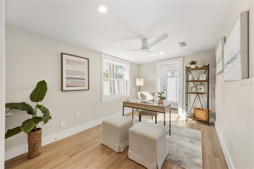 На продажу: $1,199,000 (4 спален, 2 ванн, 1832 Квадратных фут)