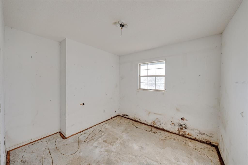 For Sale: $144,900 (3 beds, 2 baths, 1218 Square Feet)