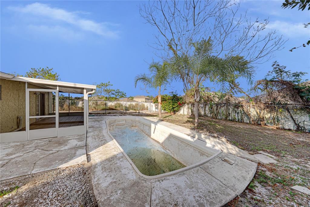 For Sale: $144,900 (3 beds, 2 baths, 1218 Square Feet)