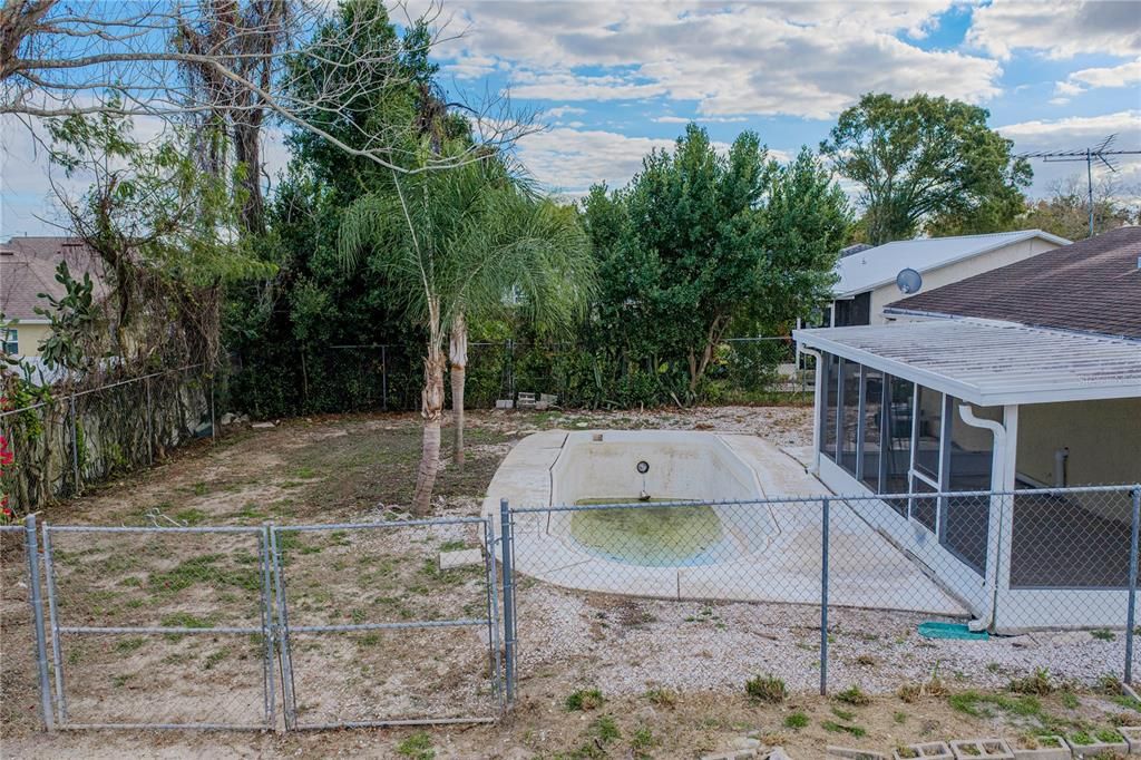 For Sale: $144,900 (3 beds, 2 baths, 1218 Square Feet)