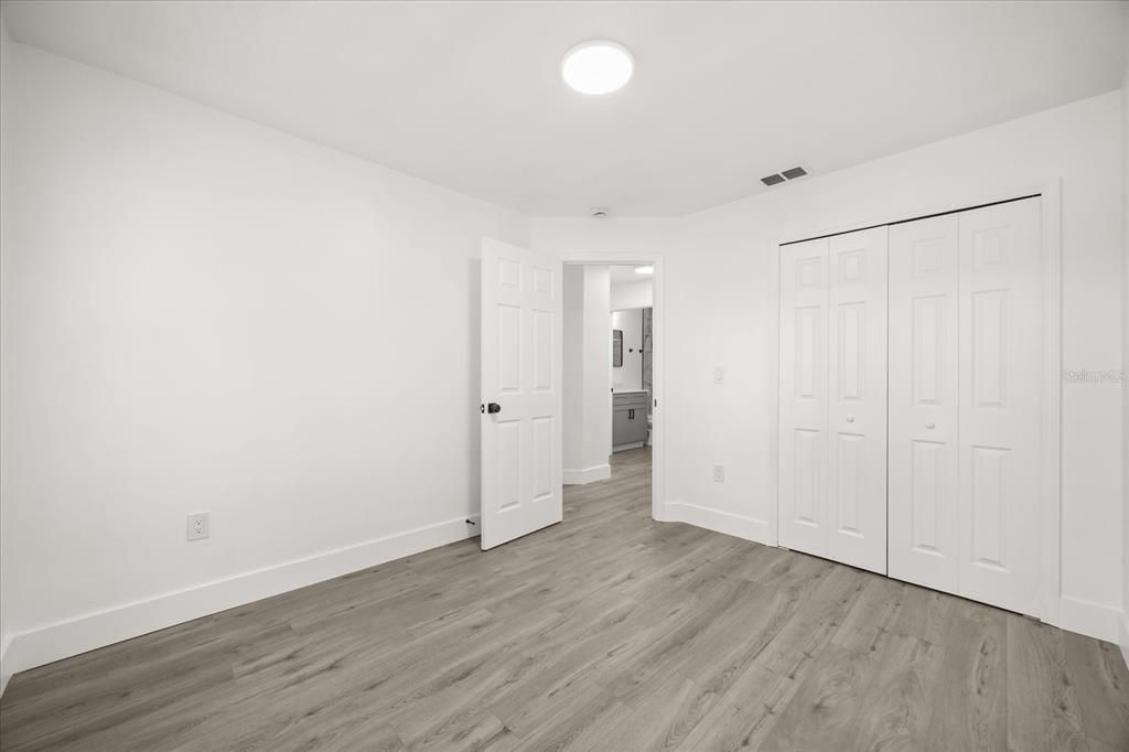 На продажу: $310,000 (3 спален, 2 ванн, 1206 Квадратных фут)