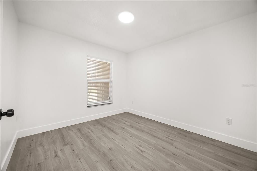 На продажу: $310,000 (3 спален, 2 ванн, 1206 Квадратных фут)