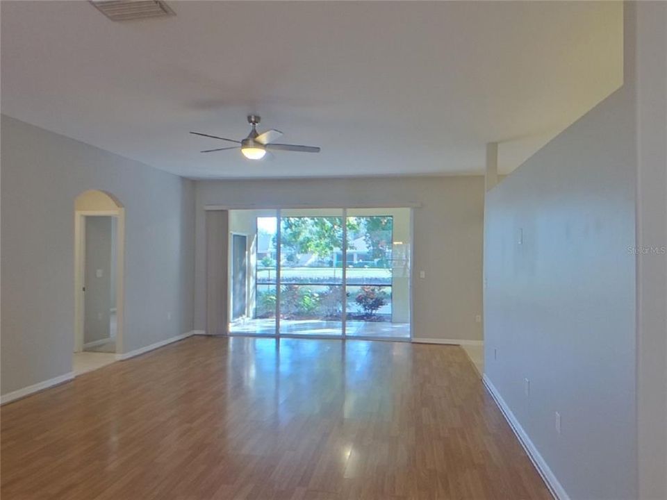 出租: $2,549 (3 贝兹, 2 浴室, 1823 平方英尺)