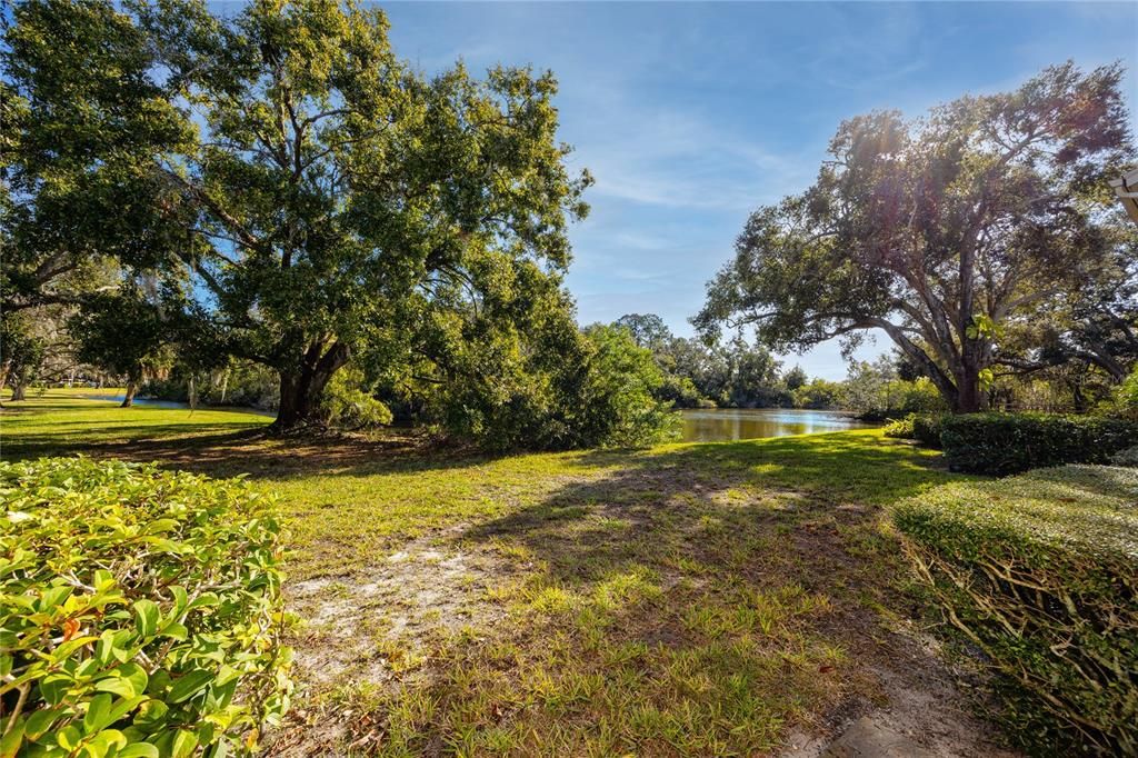 В аренду: $1,795 (2 спален, 2 ванн, 1054 Квадратных фут)