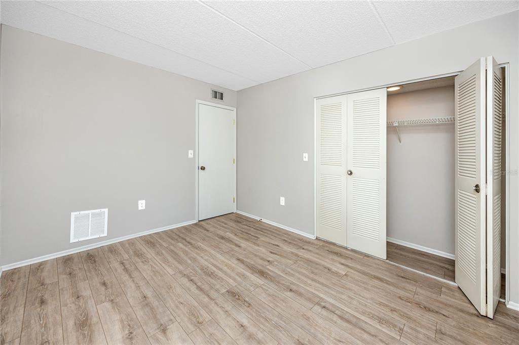 В аренду: $1,795 (2 спален, 2 ванн, 1054 Квадратных фут)